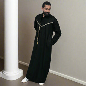 Black & Gold Emirati Thobe