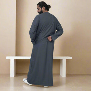 Grey & White Emirati Thobe