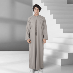 Nobel Emirati Thobe