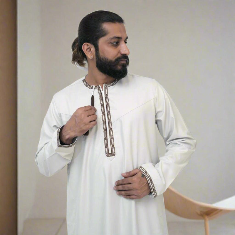 Omani Embroidered Thobe – Off-White
