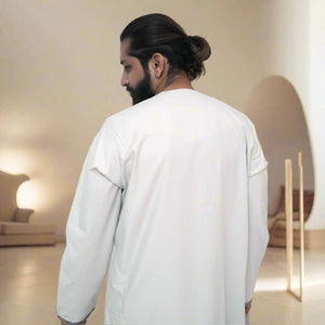 Omani Embroidered Thobe – Off-White