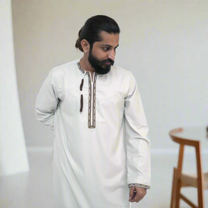 Omani Embroidered Thobe – Off-White
